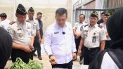 Wamen Imigrasi dan Pemasyarakatan, Silmy Karim, melaksanakan kunjungan kerja ke Lembaga Pemasyarakatan (Lapas) Kelas IIA Serang pada Senin (6/4).