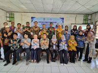 Kepala Bidang Keluarga Berencana (KB), Hj. Iis Isnawati, SST., M.Kes, memimpin langsung kegiatan Sosialisasi Gerakan Orang Tua Asuh Cegah Stunting (Genting)