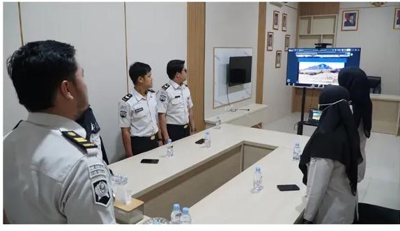 Rutan Kelas IIB Pandeglang mengikuti kegiatan Entry Meeting pelaksanaan evaluasi Zona Integritas,Kamis (24/4).